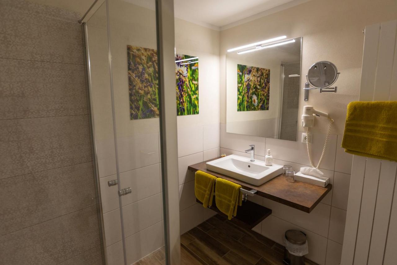 Landhotel Gillenfelder Hof Εξωτερικό φωτογραφία